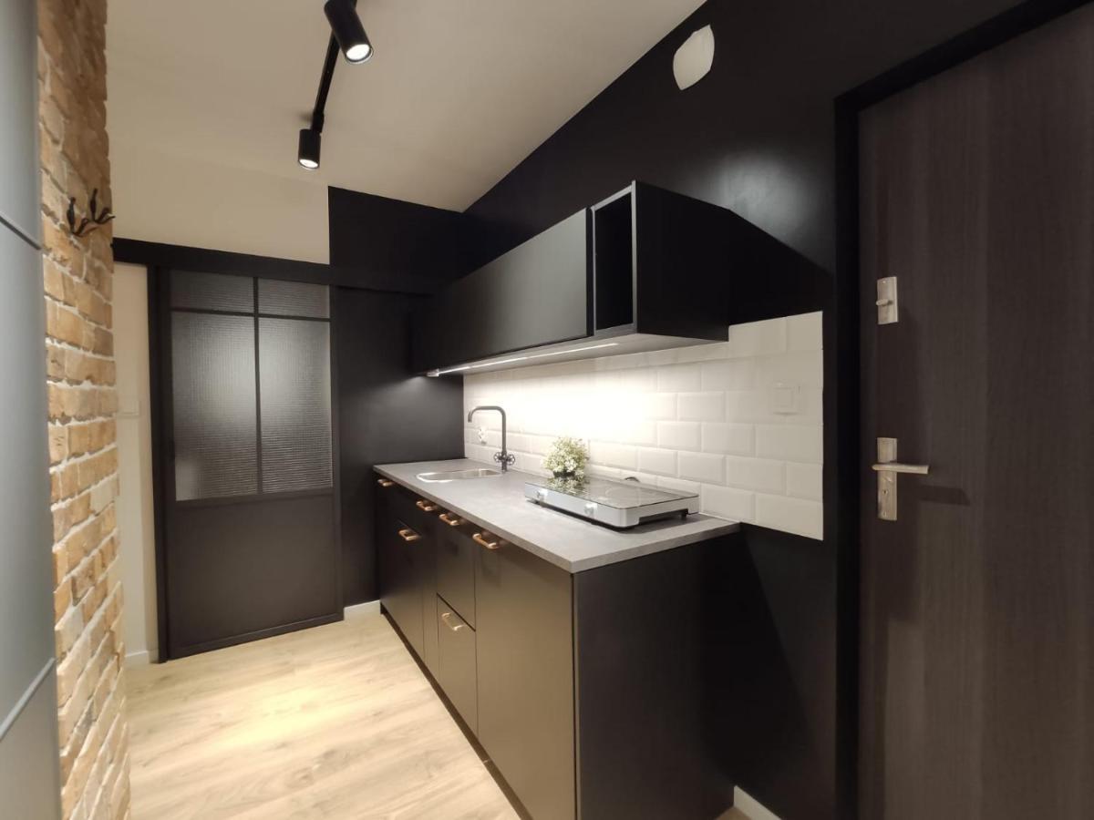 Red Wall Apartment In The Old Town グダニスク エクステリア 写真